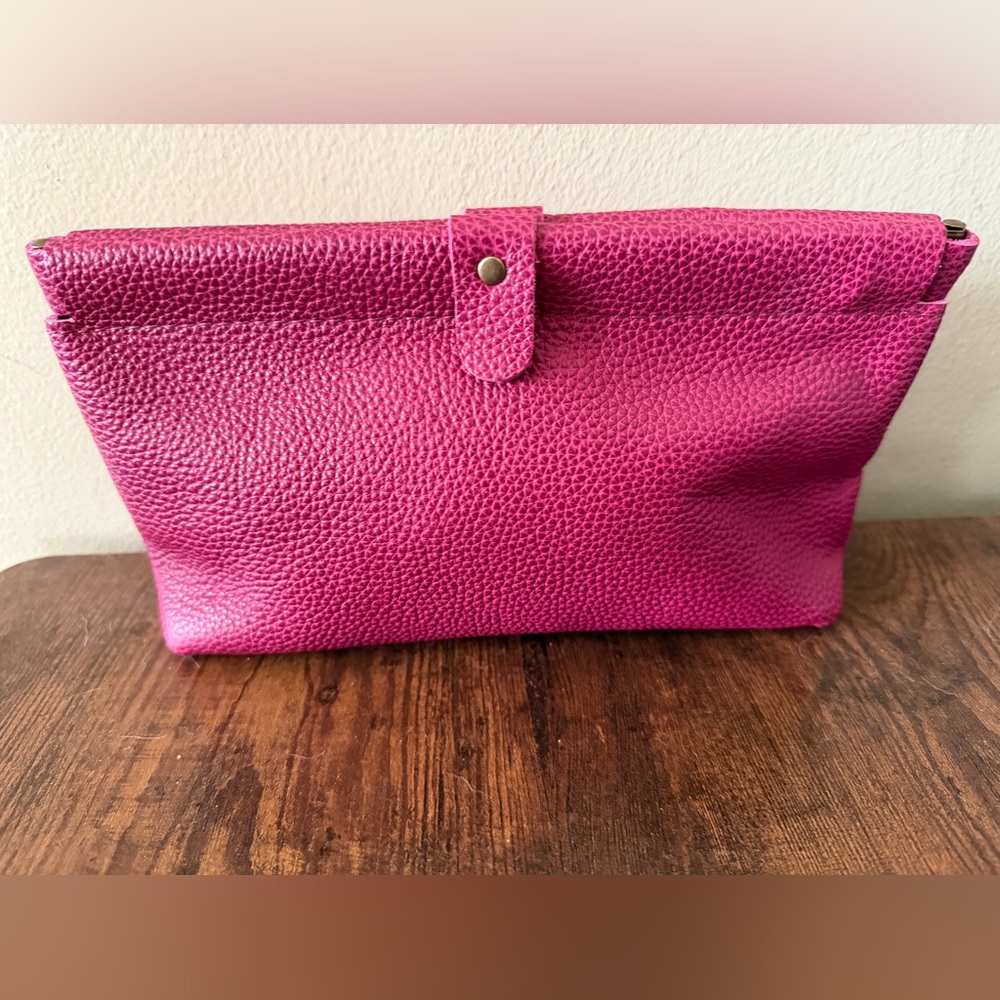 Portland Leather Famed Framed Pouch in Cosmo - Picture 2 of 3